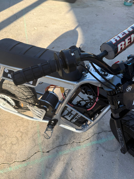 EBOX Plug & Play Surron Throttle