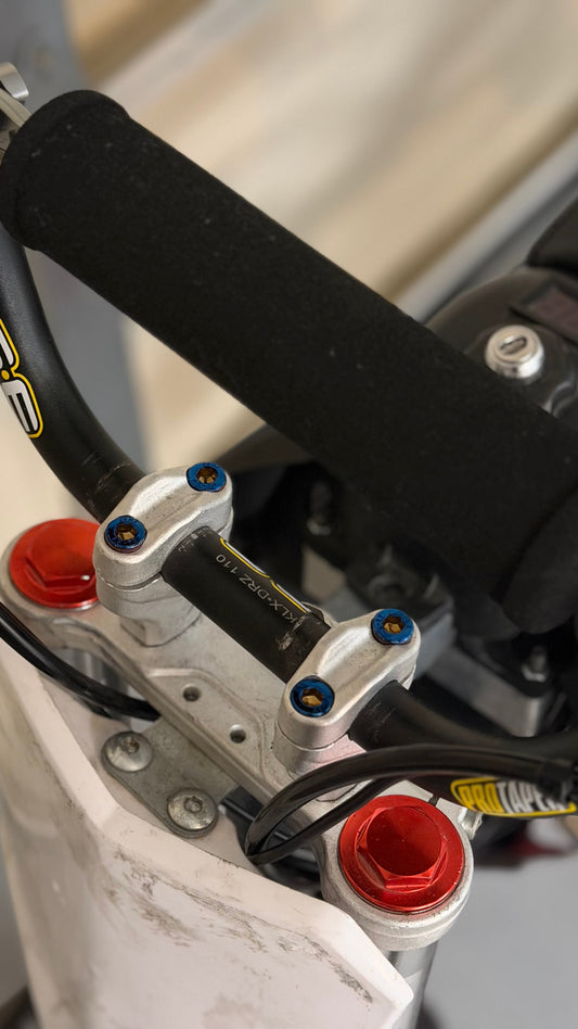 Razor Titanium Bar Clamp Bolts