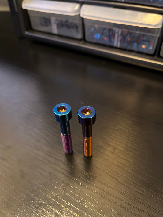 Ultra Bee / LBX Throttle Bolts (Set of 2)