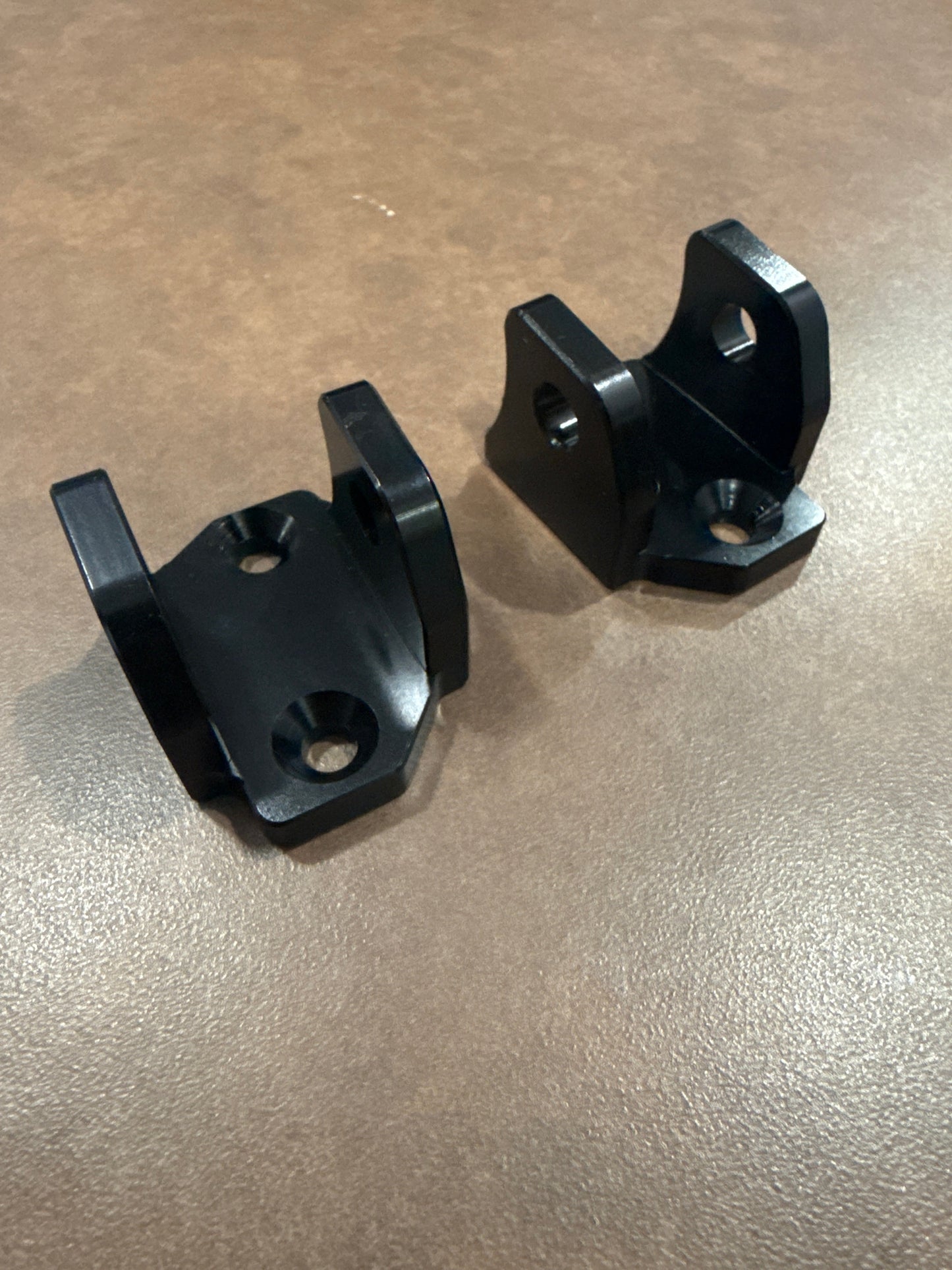 Upgraded Tuttio Peg Mounts