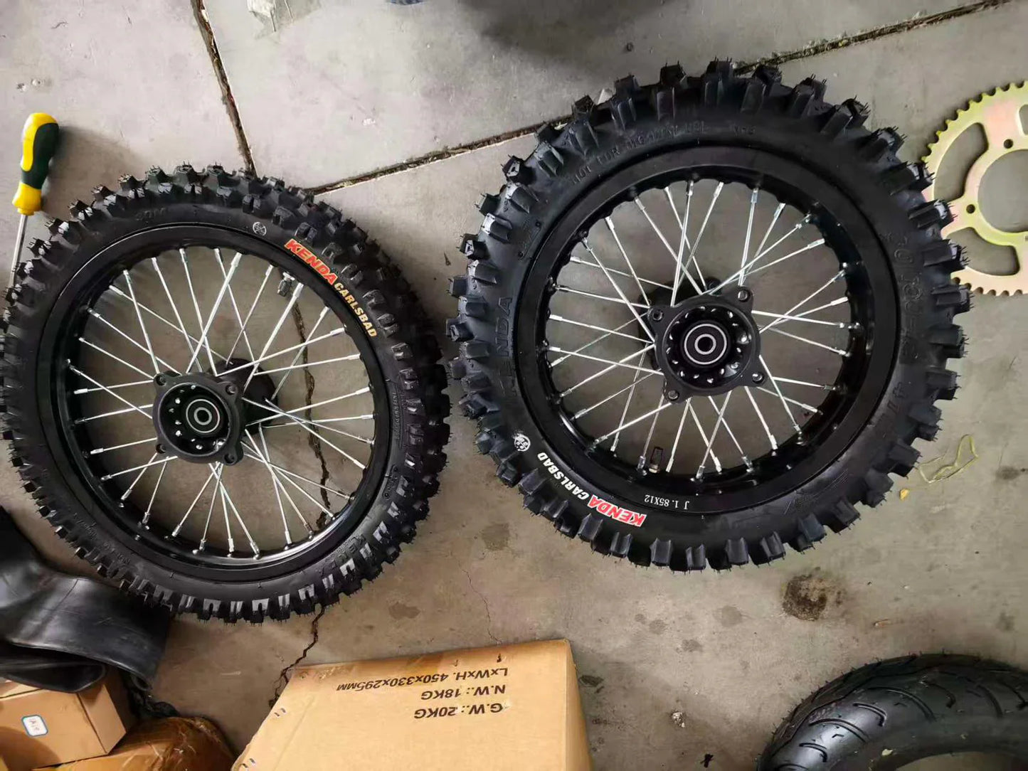 Tuttio Soleil 01 14/17 Dirt Wheel Set