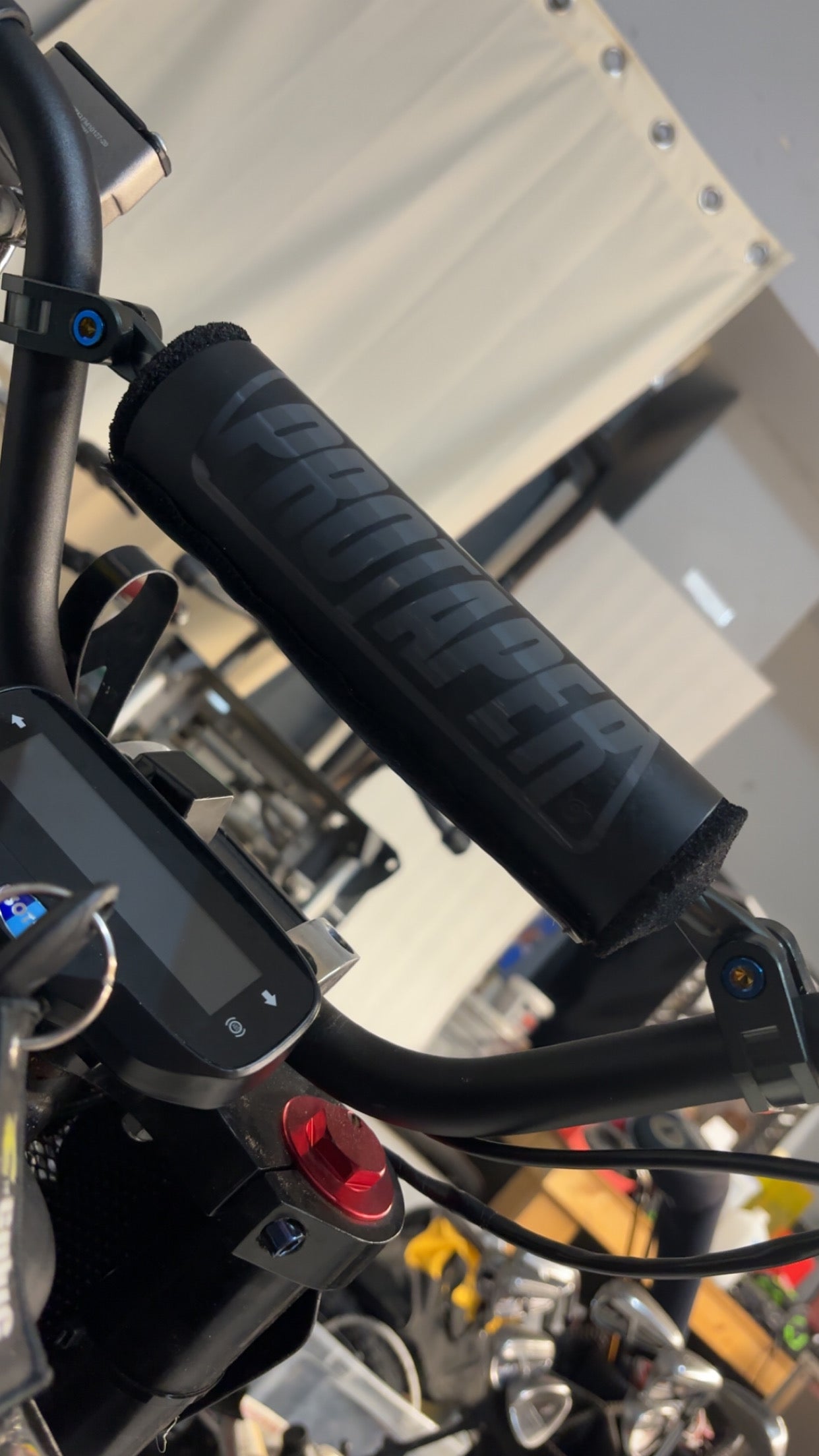 Razor Titanium Bolt Kit