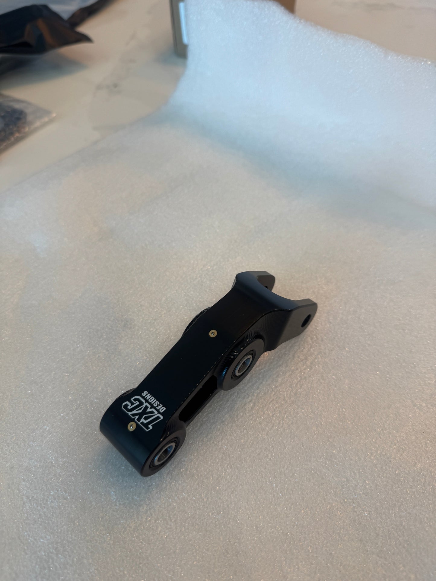 Surron Ultra Bee Triangle + Linkage