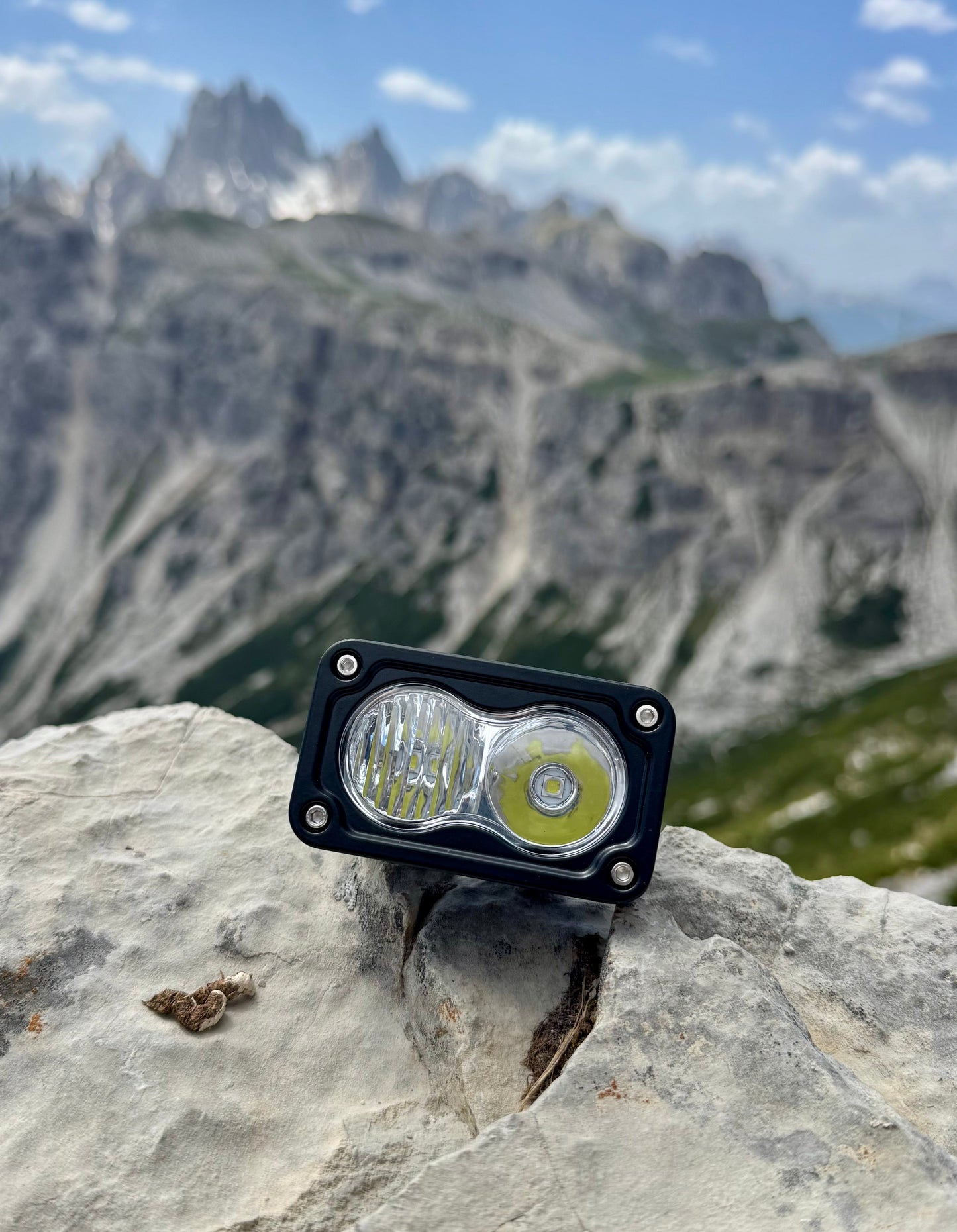 Battery Powered Baja Light