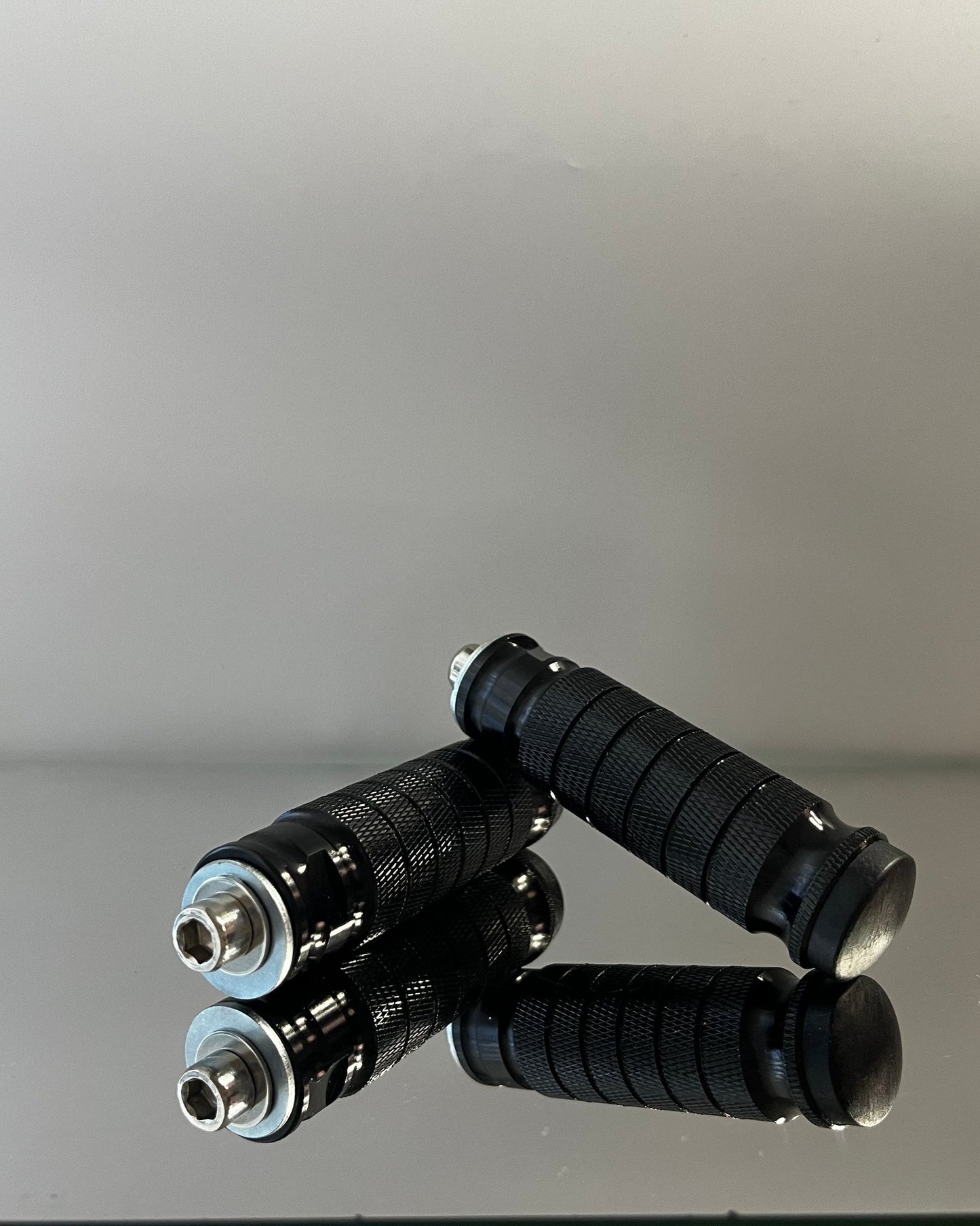 Round Style Passenger Pegs