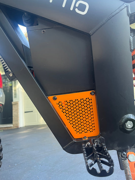 Tuttio Motor Cover Panels