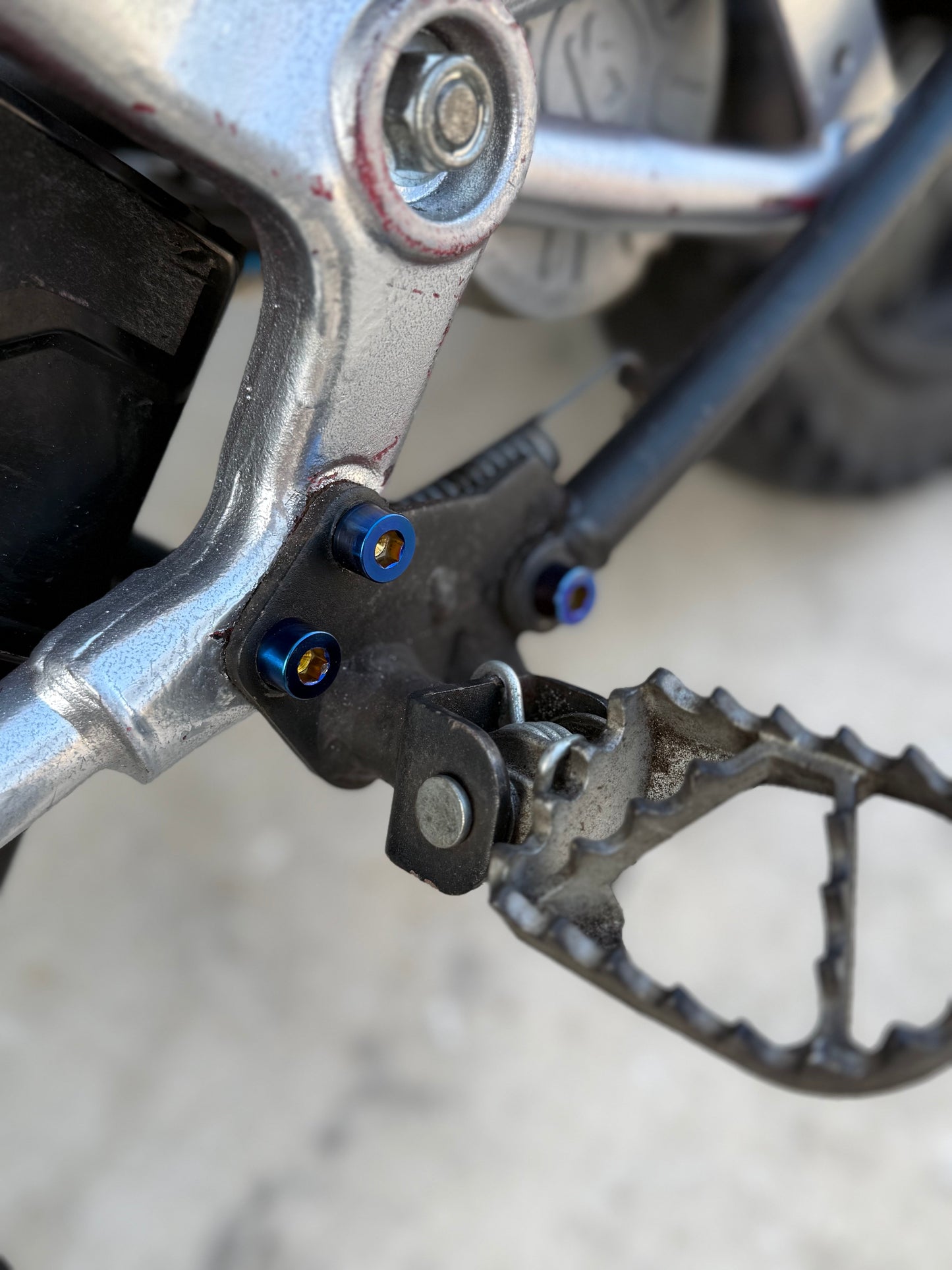 EBOX 2.0 / 3.0 Full Titanium Bolt Kit