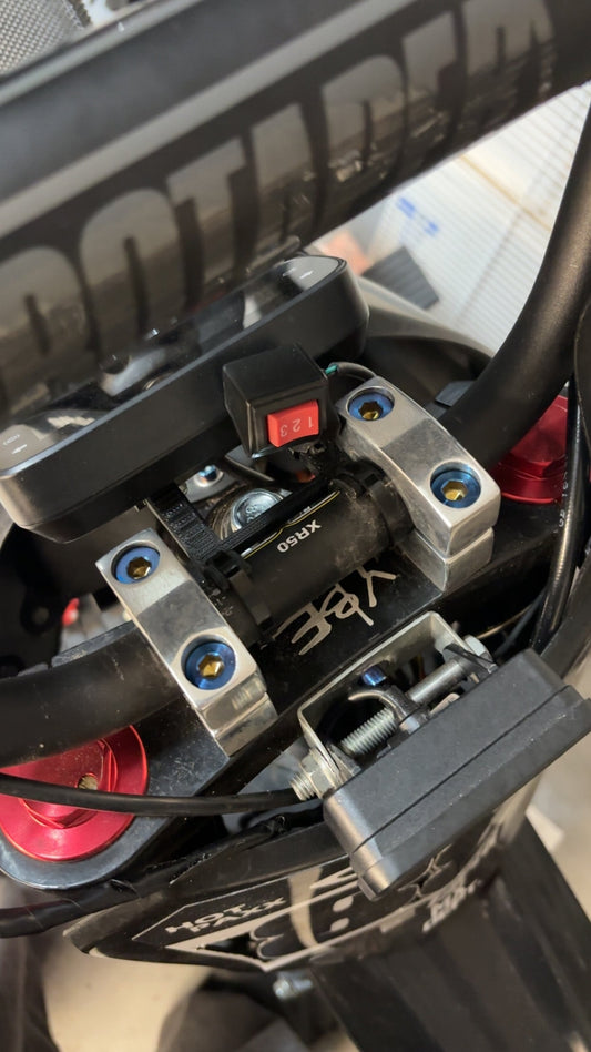 Razor Titanium Bolt Kit