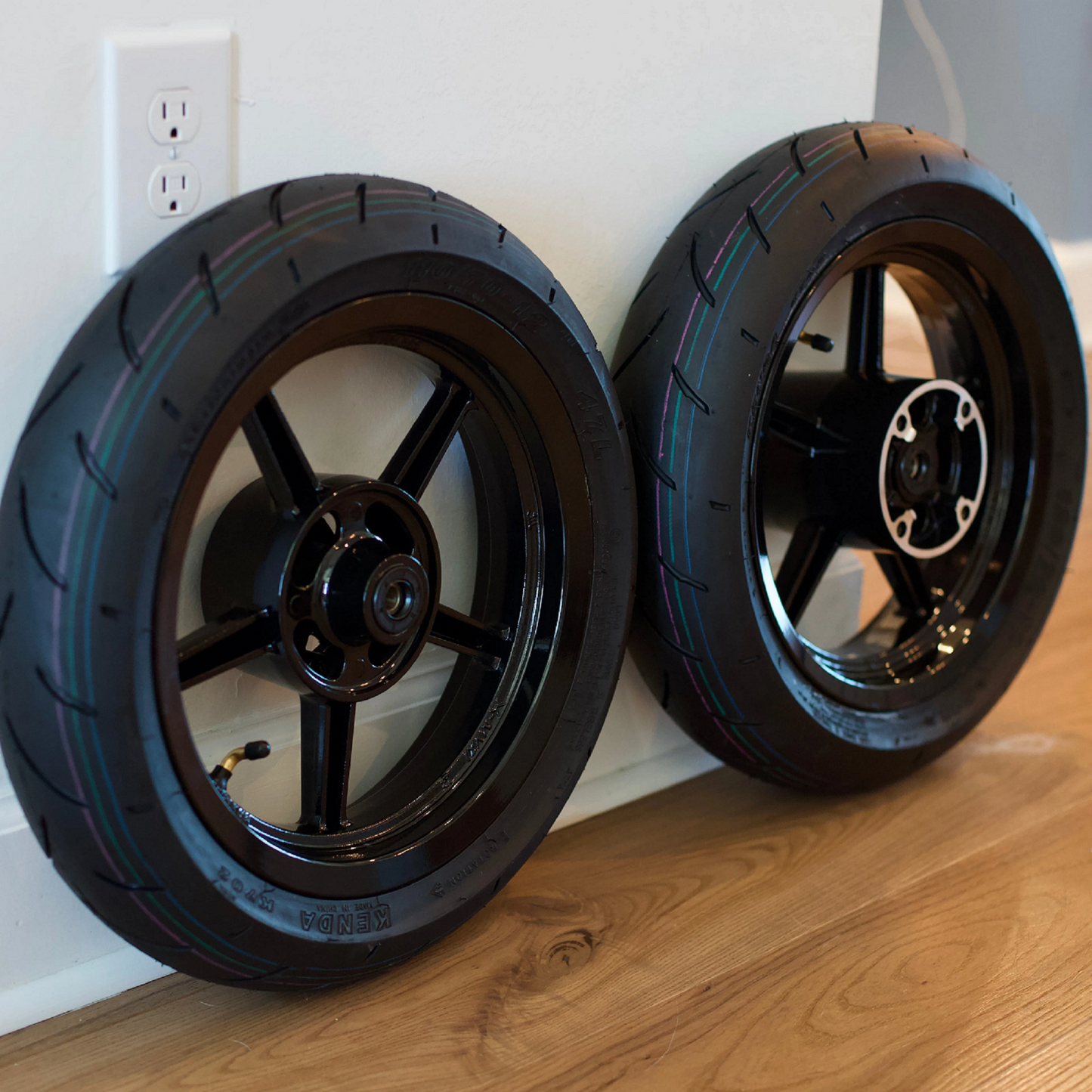 Tuttio / Razor / Yozma Supermoto Wheel Set