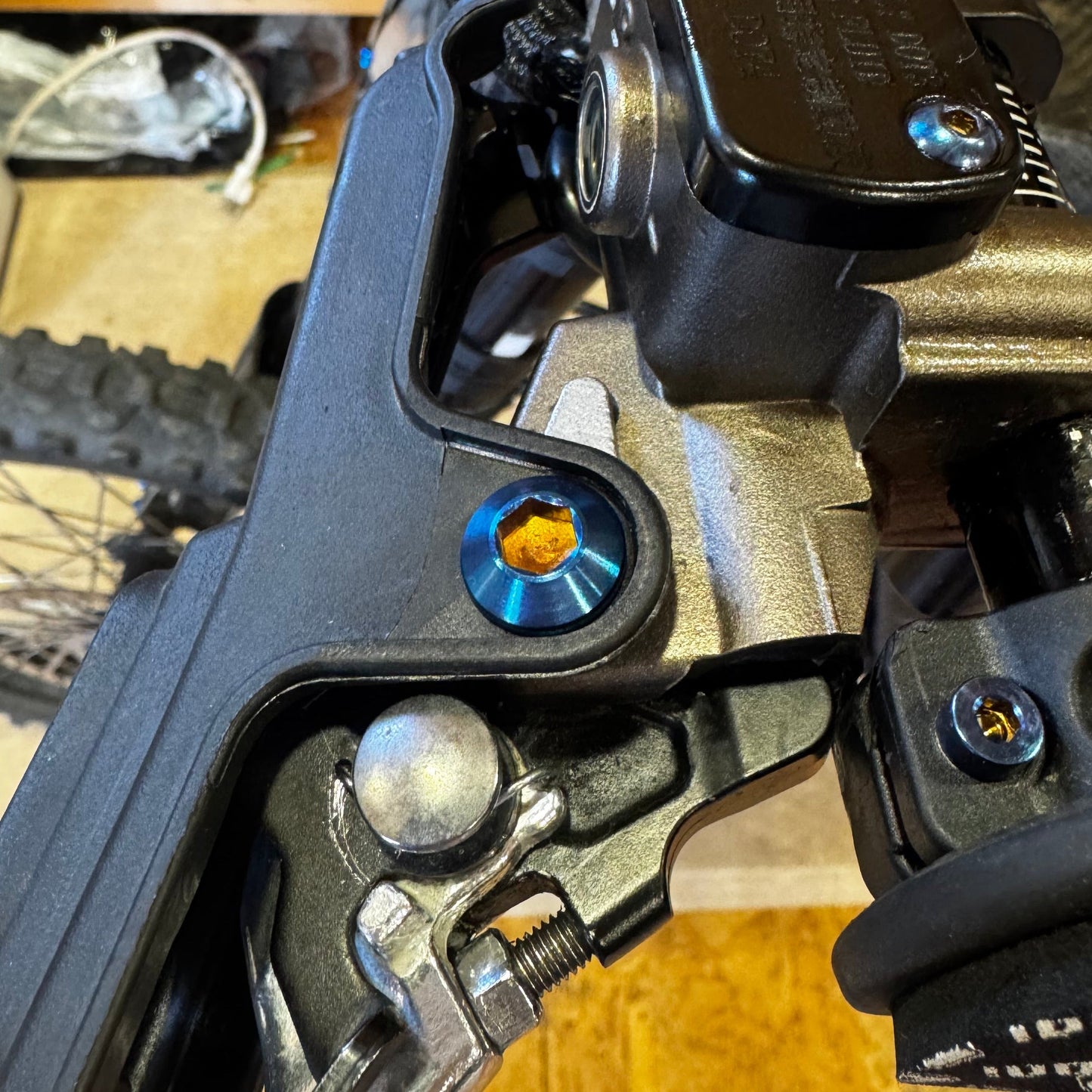 Titanium Ultra Bee Brake Lever Pivot Bolt