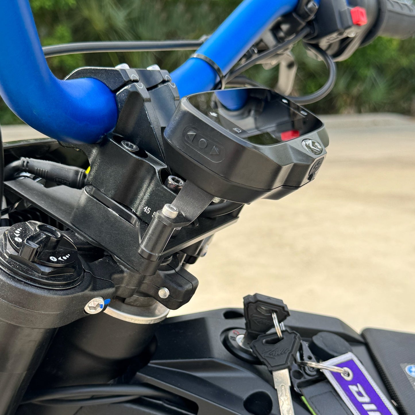 Rawrr Mantis X Display Relocation Bracket Kit