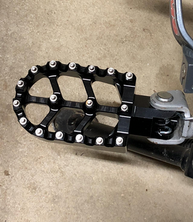 Altis Delta Pegs